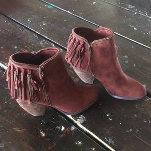 Booties with fringe